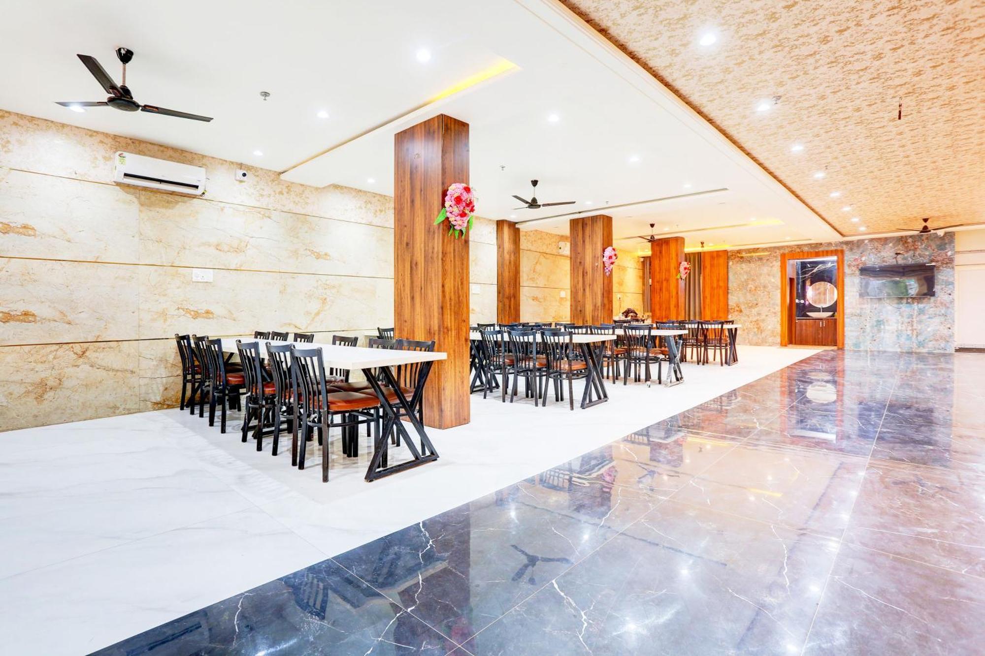 Hotel O Dev Paradise Gokul Buitenkant foto