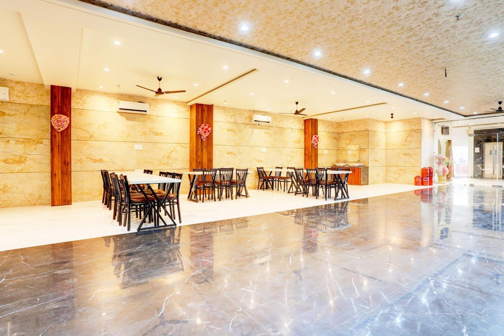 Hotel O Dev Paradise Gokul Buitenkant foto