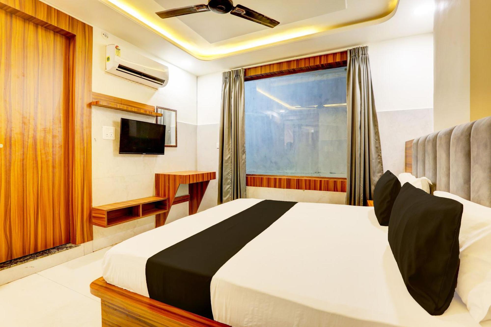 Hotel O Dev Paradise Gokul Buitenkant foto